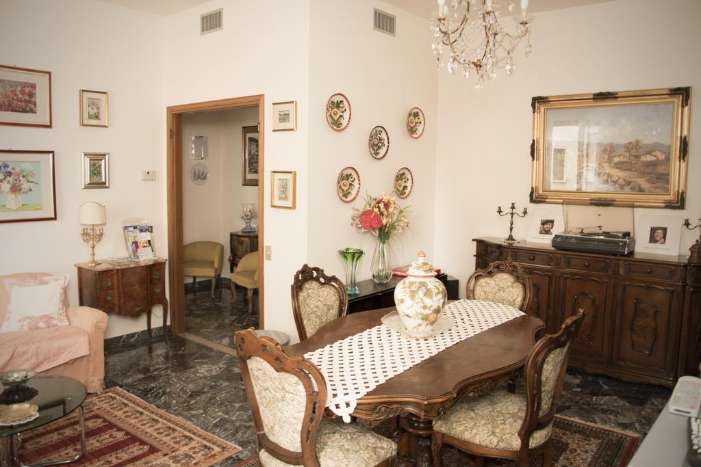 Casa Di Gina Lägenhet Verona Exteriör bild